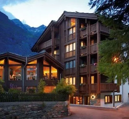 Europe & Hotel 4*