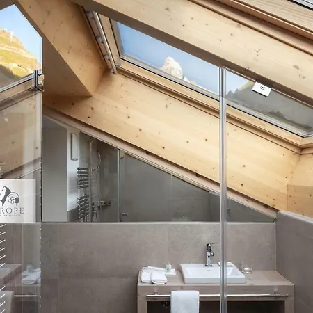 Europe & 4* Zermatt