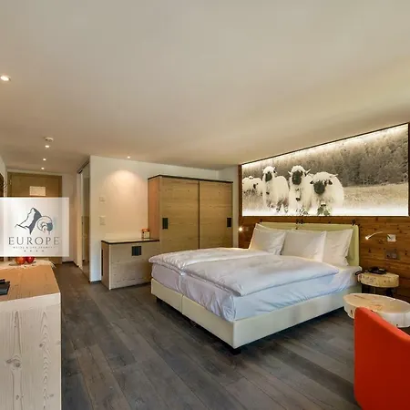 Europe & Hotel